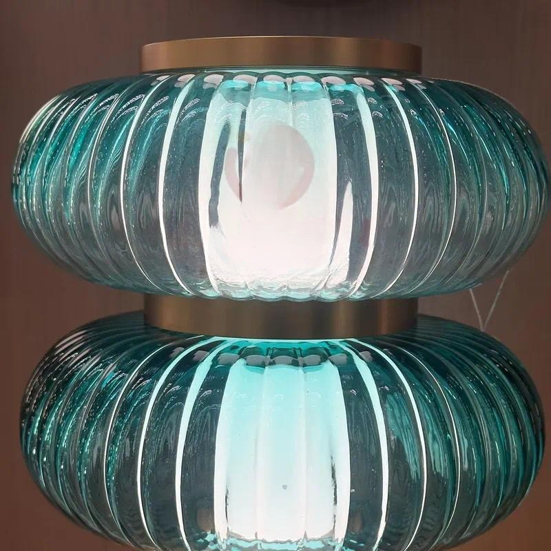 Moderne, schlichte Tischlampe  – Solar Lamp Bewertung und Preis